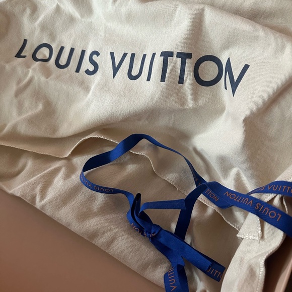 Louis Vuitton Never Full Pink Interior with original box, bag & dust pouch - Picture 15 of 17